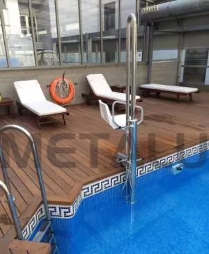 Elevador Hidráulico Portátil Para Piscinas Metalu PK