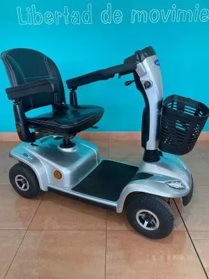 Invacare Leo  4 Ruedas Segunda mano