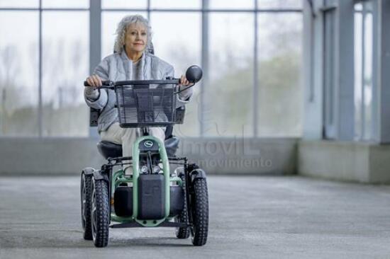 s800_scooter.jpg