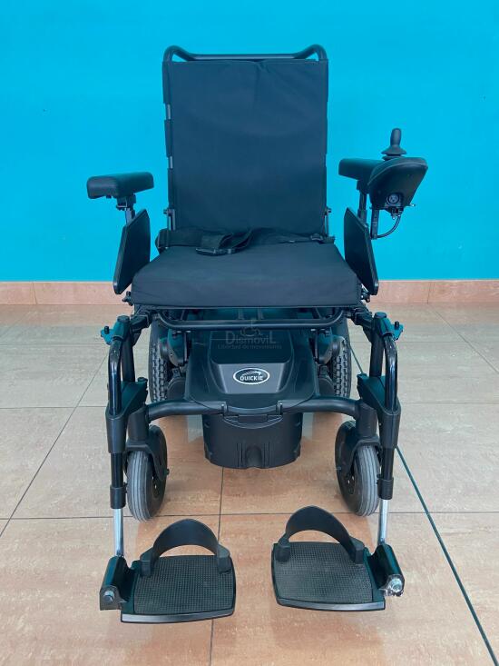 Silla ruedas electrica Q100 segunda mano vista frontal.jpg