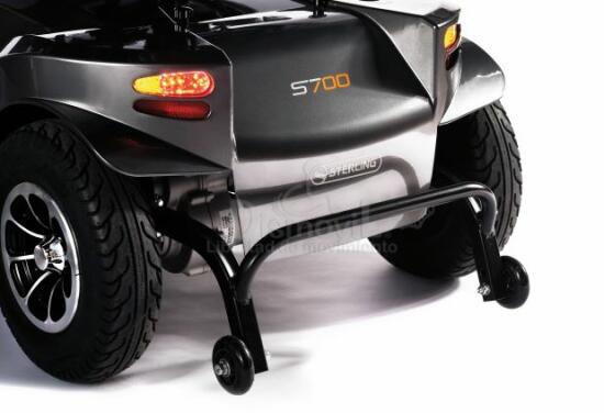 Scooter S700 gris selenio luces tras.jpg
