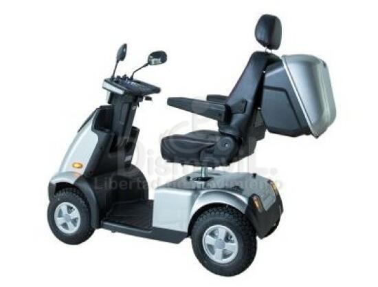 Scooter afiscooter C4 gris con maletero y espejos vista lateral.jpg