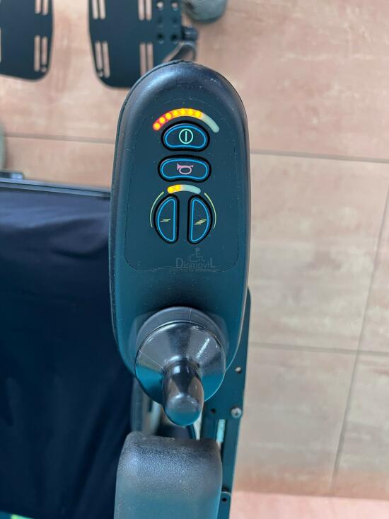 Silla Salsa segunda mano mando control.jpeg