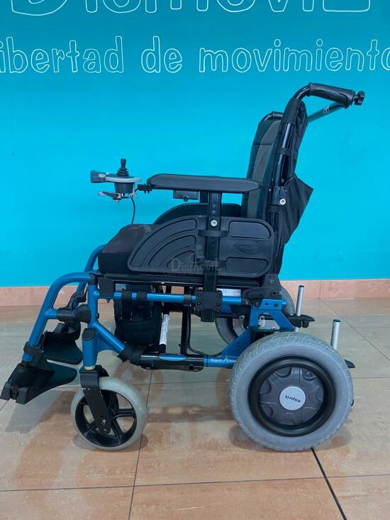 Silla electrica Esprit Action vista izquierda.jpg