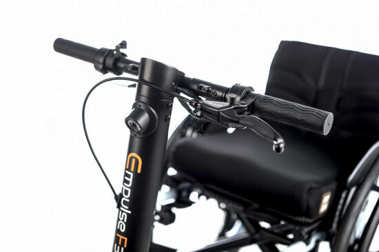 Handbike electrico F35 vista manillar.jpg