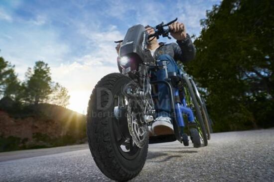 handbike empulse streetjet vista frontal.jpg