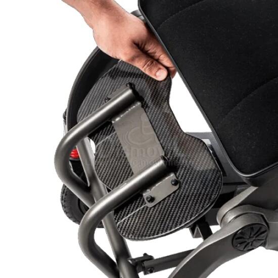 Silla Ruedas Electrica Kittos Magnesium TotalCare reposapies abatible.jpg