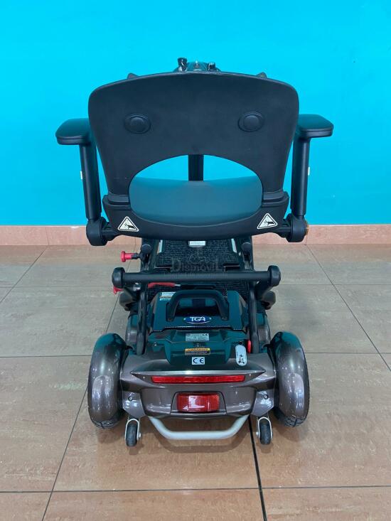 Scooter Plegable Minimo Plus vista trasera.jpg