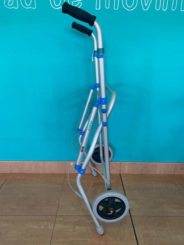 imagen secundaria Andador de Aluminio Ara de Forta 2ª Mano