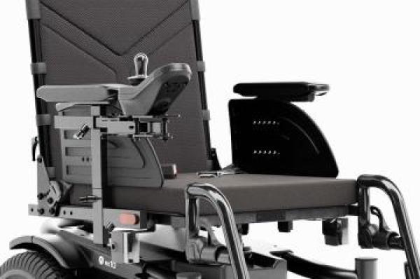 imagen secundaria Silla de Ruedas El&eacute;ctrica Aviva RX10 de Invacare